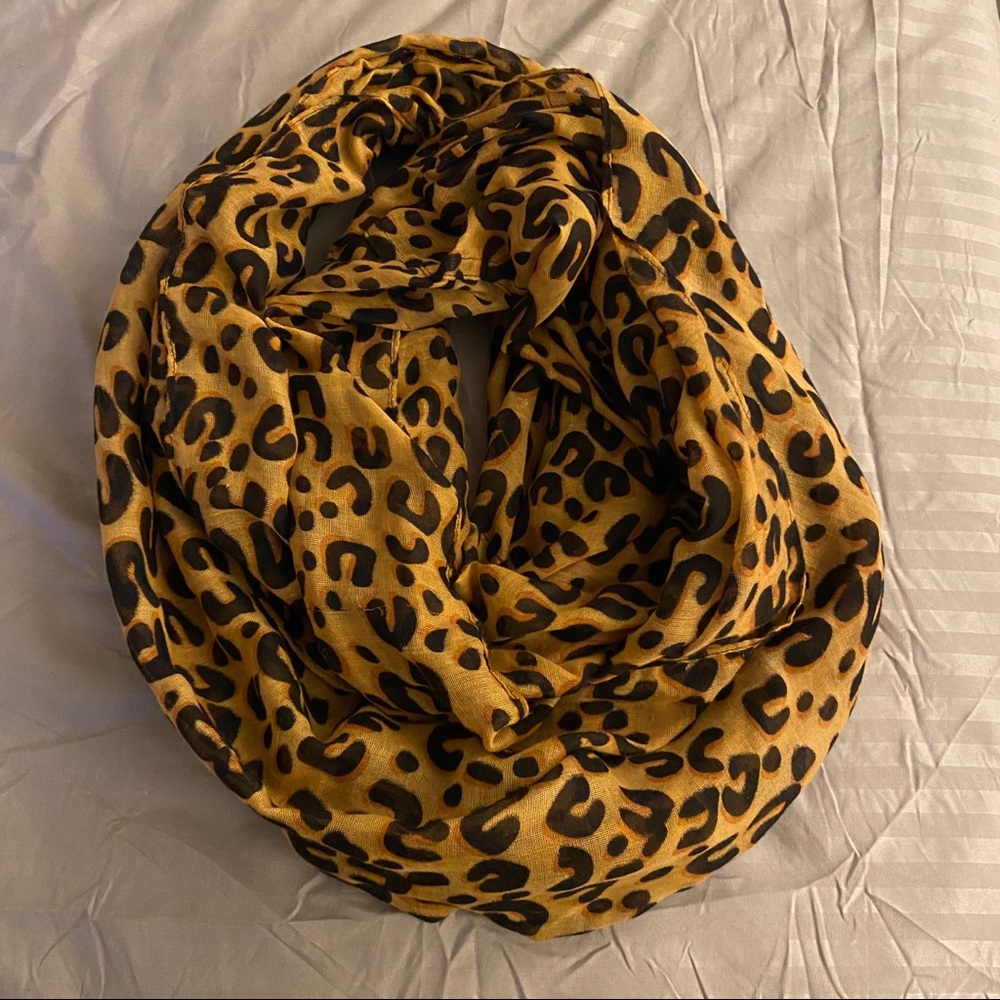 Leopard Infinity Scarf